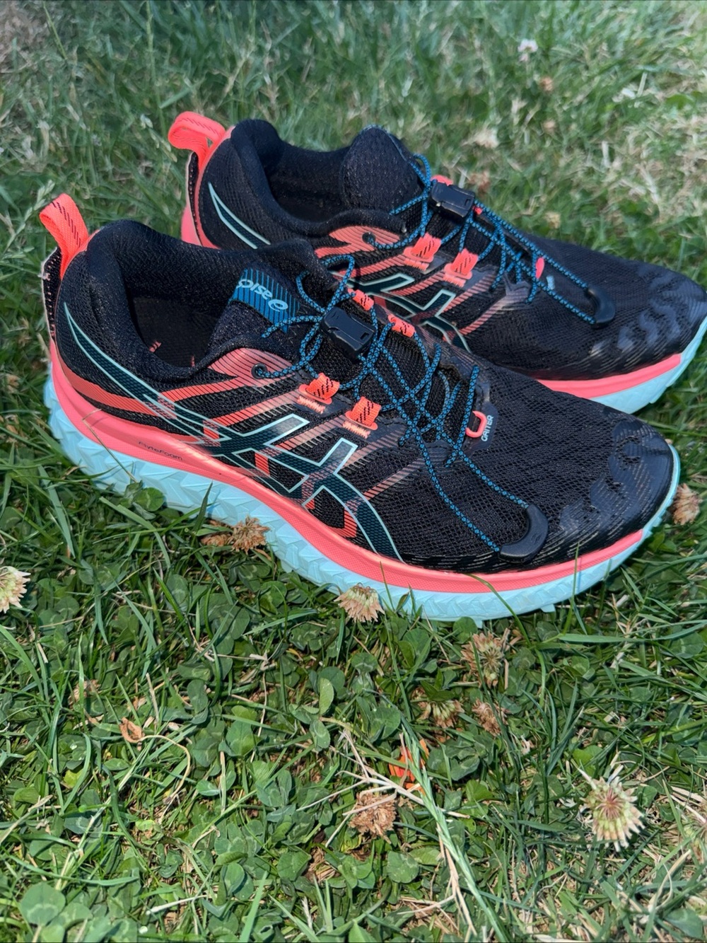 Asics Women's Trabuco Max Trail Running Shoes Black/ Blazing Coral Size 8